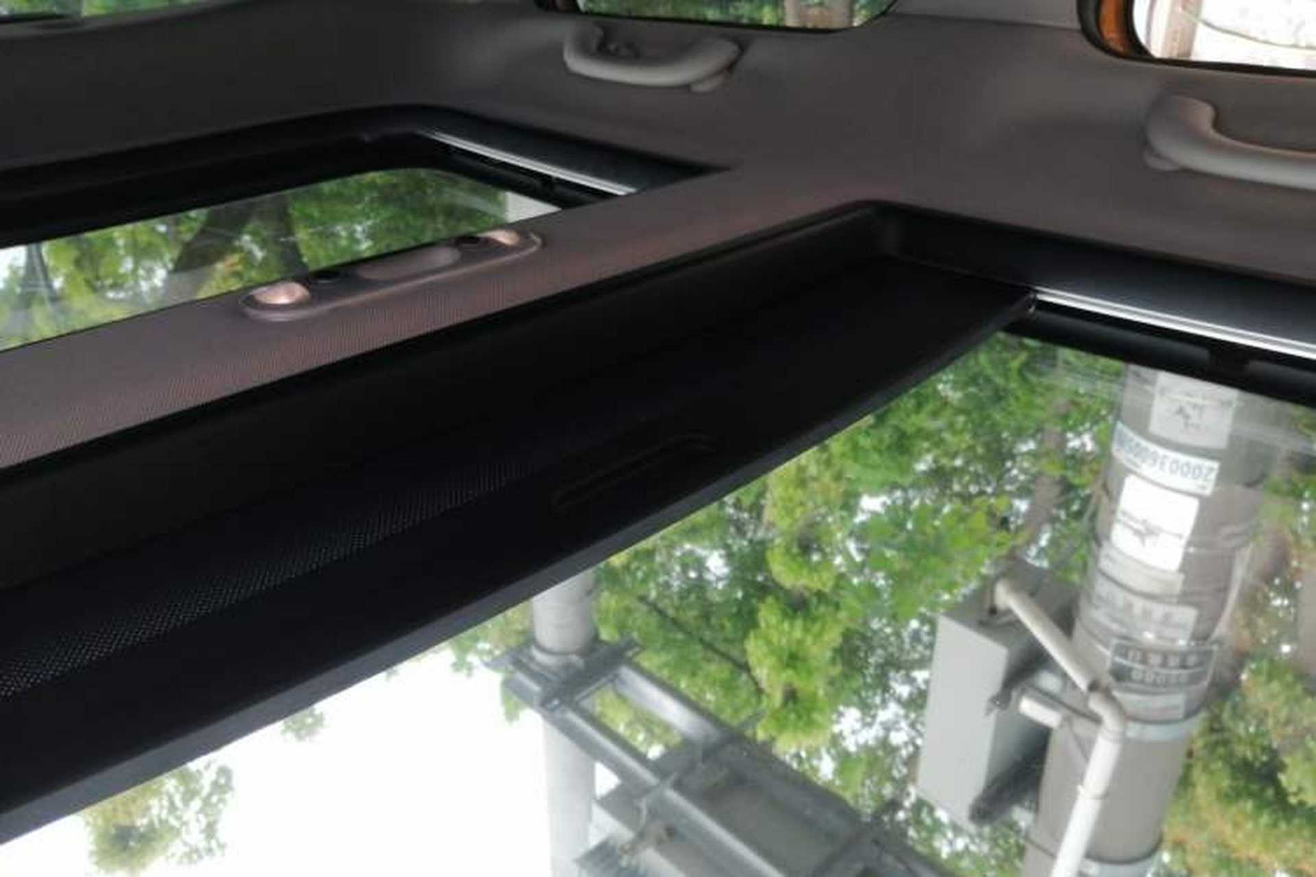 Used MINI 2015 1.5T COOPER Fun Five-Door Edition Headliner