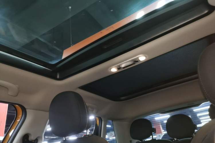 Used MINI 2015 1.2T ONE Five-Door Edition Headliner
