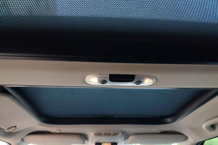 Used MINI 2015 1.5T COOPER Excitement Five-Door Edition Headliner