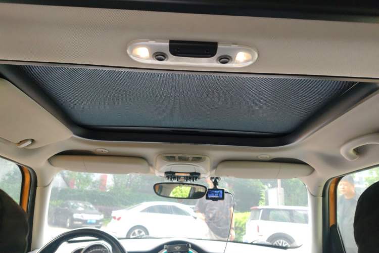 Used MINI 2015 1.5T COOPER Fun Five-Door Edition Headliner