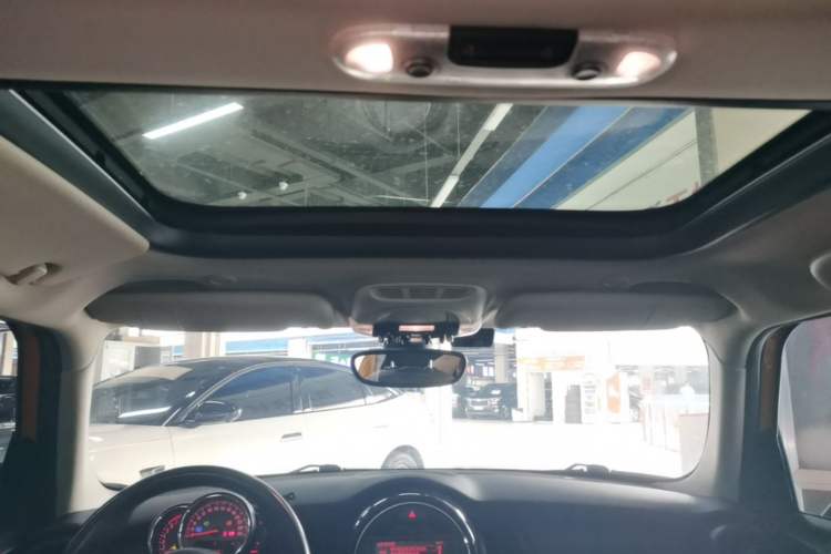 Used MINI 2015 1.2T ONE Five-Door Edition Headliner