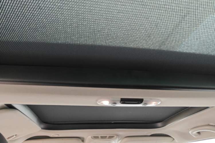 Used MINI 2015 1.2T ONE Five-Door Edition Headliner