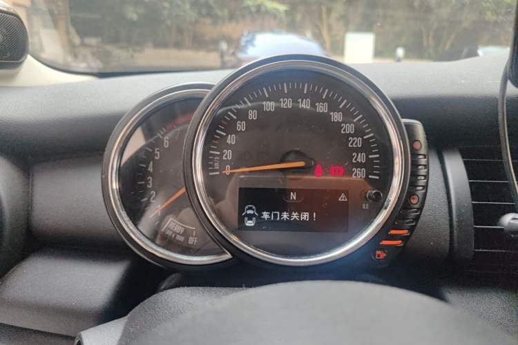 Used MINI 2015 1.2T Manual ONE Instrument Cluster
