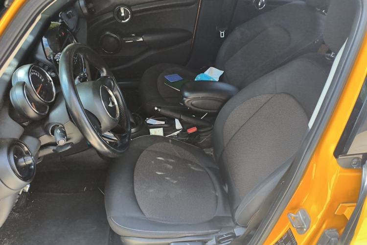 Used MINI 2015 1.2T ONE Five-Door Edition Left Front Seat