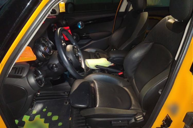 Used MINI 2015 2.0T COOPER S Five-Door Edition Left Front Seat
