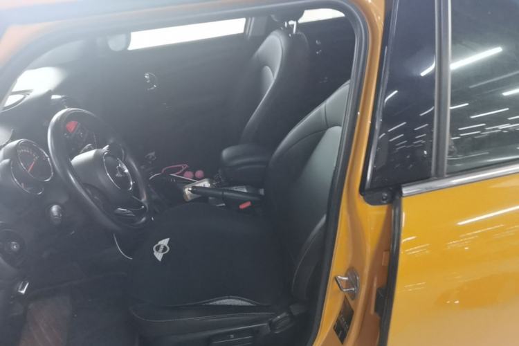 Used MINI 2015 1.2T ONE Five-Door Edition Left Front Seat