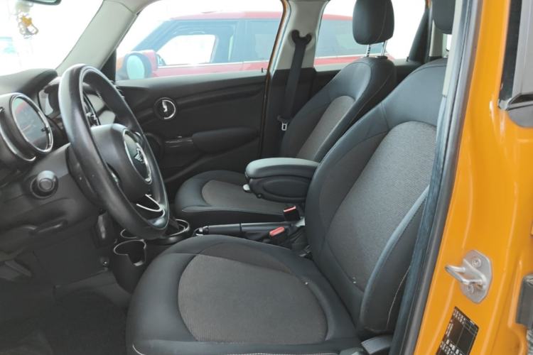 Used MINI 2015 1.2T ONE Five-Door Edition Left Front Seat