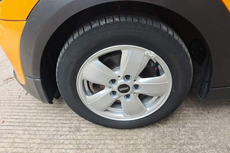 Used MINI 2015 1.2T ONE Five-Door Edition Left Front Wheel Hub