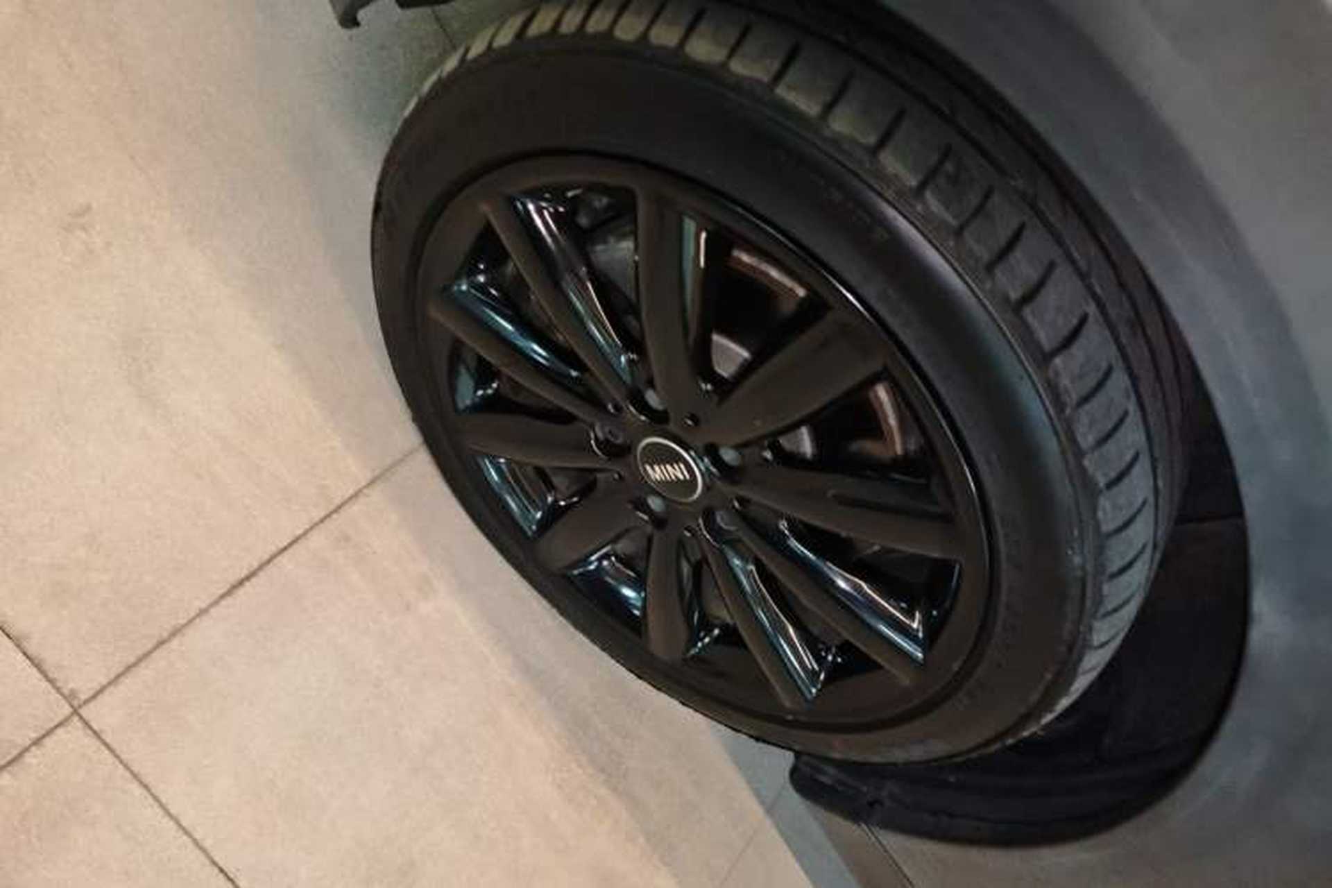 Used MINI 2015 2.0T COOPER S Five-Door Edition Left Front Wheel Hub