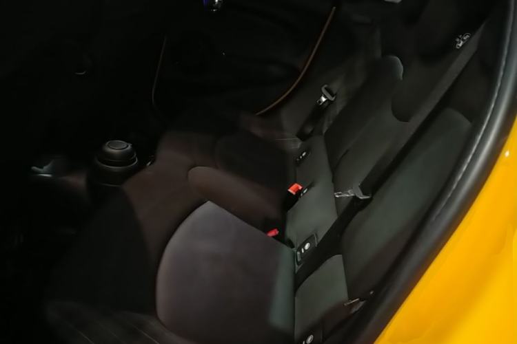 Used MINI 2015 1.5T COOPER Fun Five-Door Edition Left Rear Seat