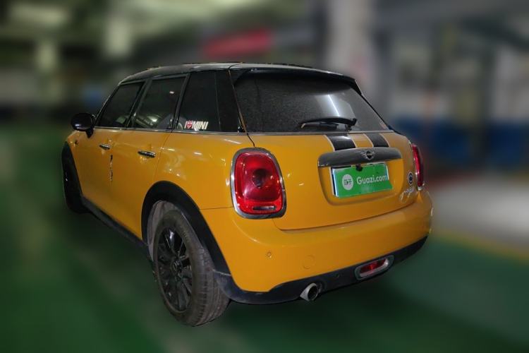 Used MINI 2015 1.5T COOPER Fun Five-Door Edition Rear Left 45 Deg