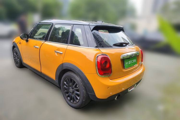 Used MINI 2015 1.5T COOPER Fun Five-Door Edition Rear Left 45 Deg