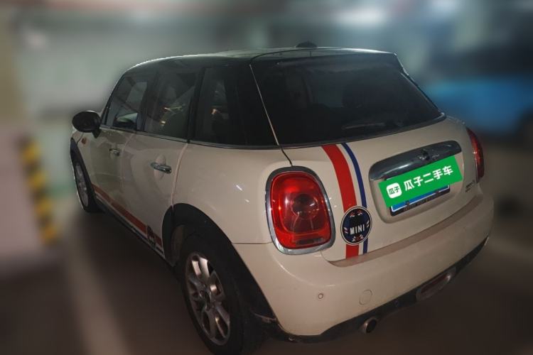 Used MINI 2015 1.5T COOPER Fun Five-Door Edition Rear Left 45 Deg