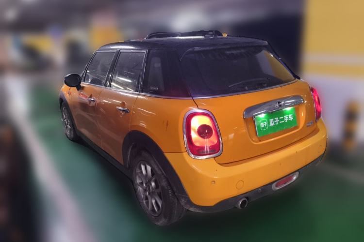 Used MINI 2015 1.5T COOPER Fun Five-Door Edition Rear Left 45 Deg