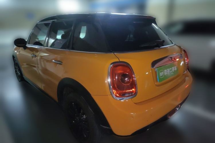 Used MINI 2015 1.5T COOPER Fun Five-Door Edition Rear Left 45 Deg