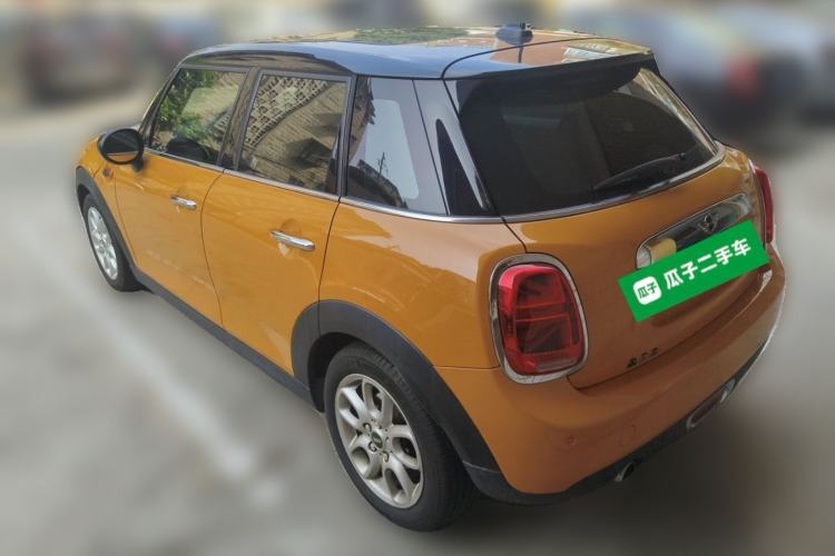 Used MINI 2015 1.5T COOPER Fun Five-Door Edition Rear Left 45 Deg