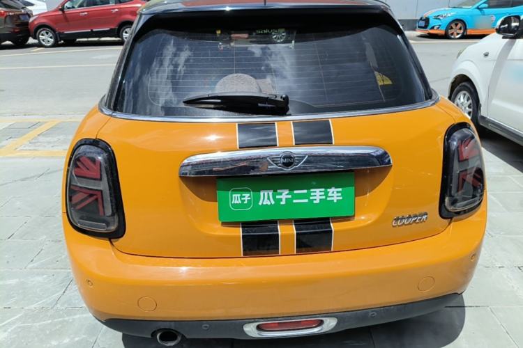 Used MINI 2015 1.5T COOPER Excitement Five-Door Edition Rear