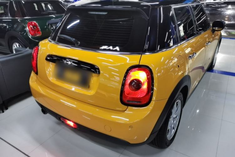 Used MINI 2015 1.2T ONE Five-Door Edition Rear Right 45 Deg