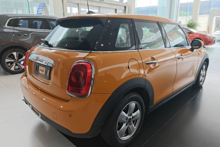 Used MINI 2015 1.2T ONE Five-Door Edition Rear Right 45 Deg