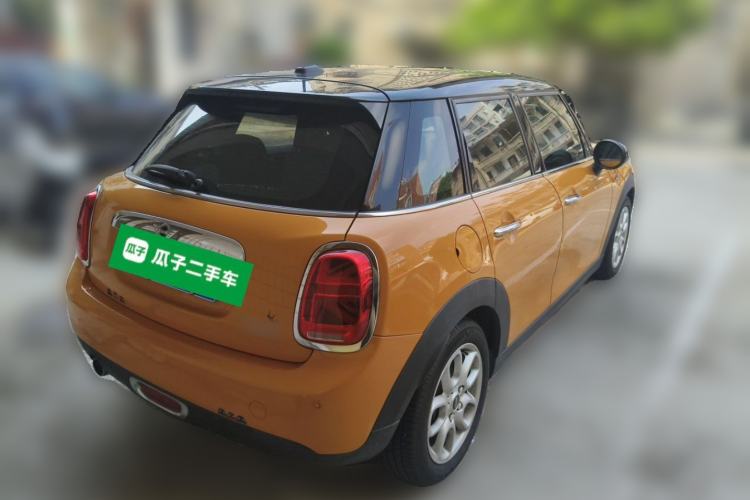 Used MINI 2015 1.5T COOPER Fun Five-Door Edition Rear Right 45 Deg