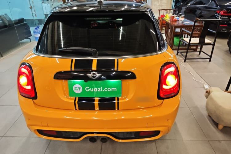 Used MINI 2015 2.0T COOPER S Five-Door Edition Rear