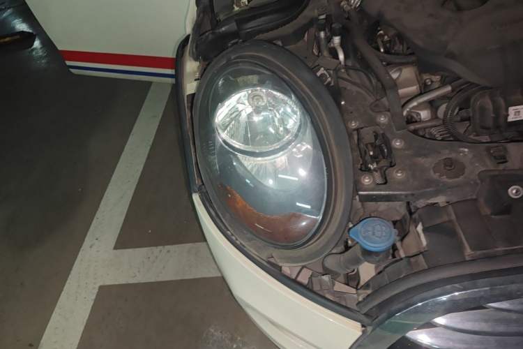 Used MINI 2015 1.5T COOPER Fun Five-Door Edition Right Front Headlight