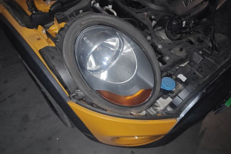 Used MINI 2015 1.2T ONE Five-Door Edition Right Front Headlight