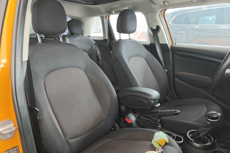 Used MINI 2015 1.2T ONE Five-Door Edition Right Front Seat