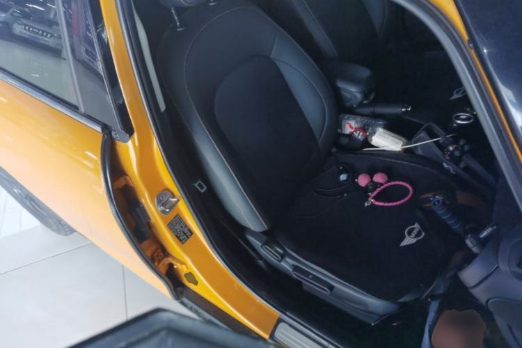 Used MINI 2015 1.2T ONE Five-Door Edition Right Front Seat