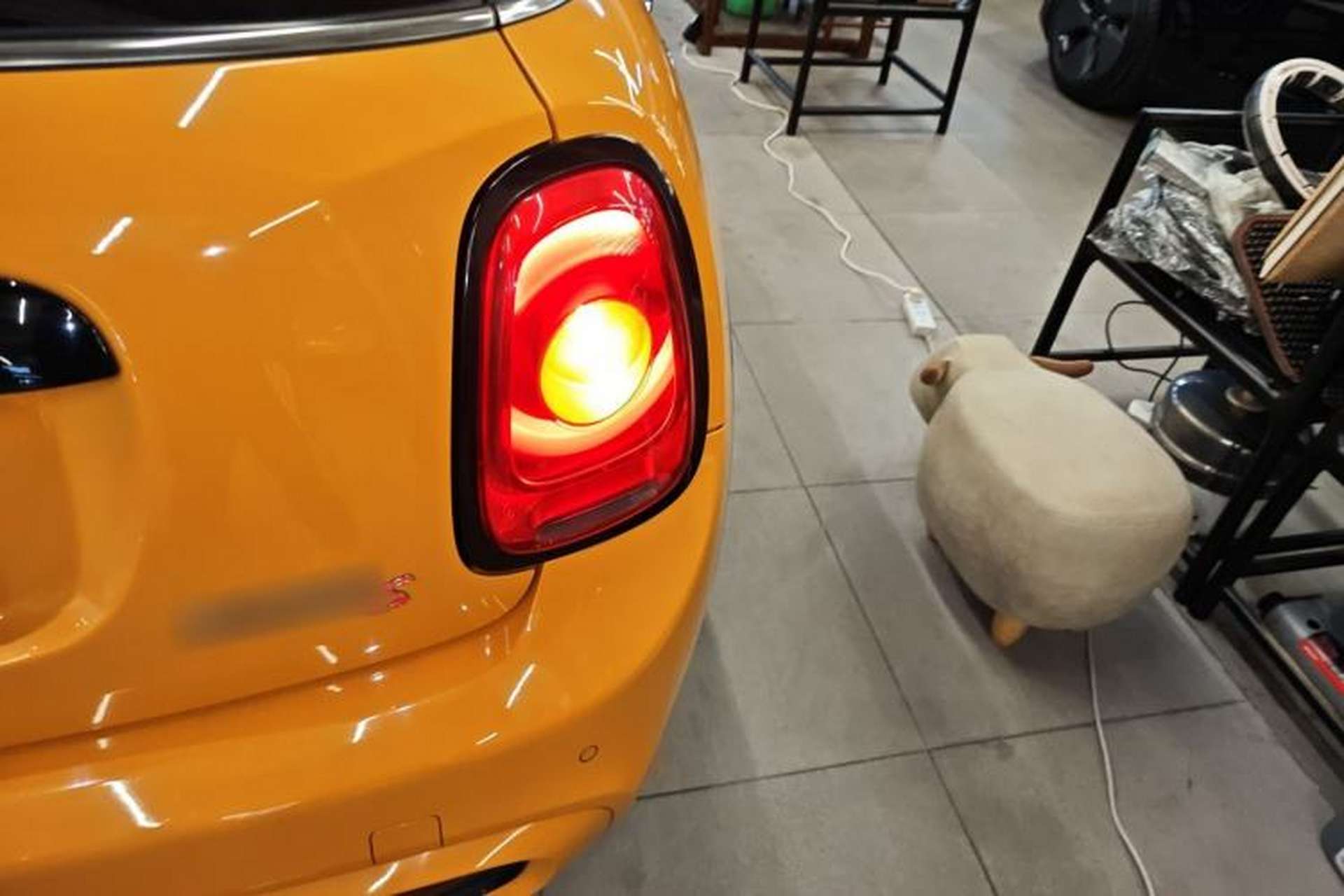 Used MINI 2015 2.0T COOPER S Five-Door Edition Right Rear Taillight