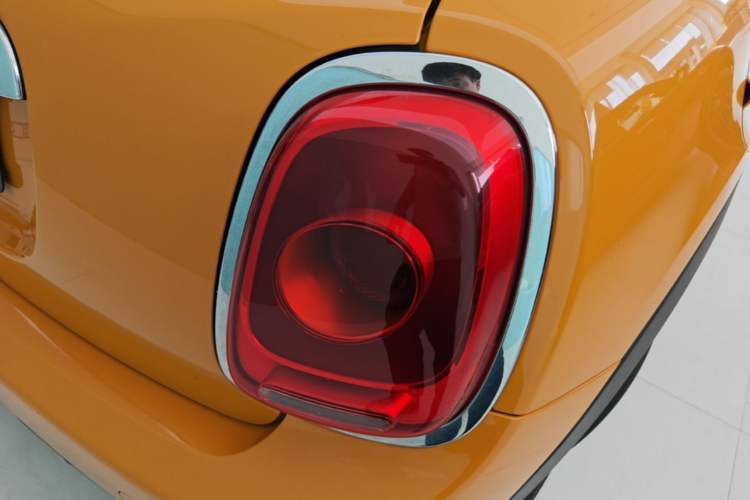 Used MINI 2015 1.2T ONE Five-Door Edition Right Rear Taillight