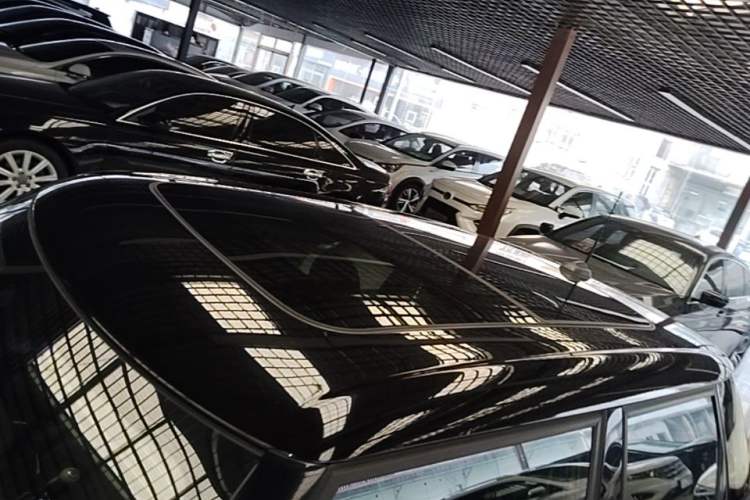 Used MINI 2015 1.5T COOPER Fun Five-Door Edition Roof