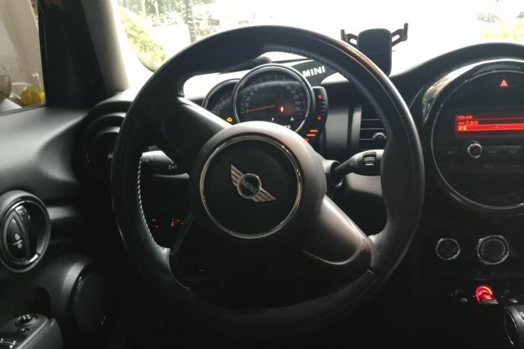 Used MINI 2015 1.2T ONE Five-Door Edition Steering Wheel
