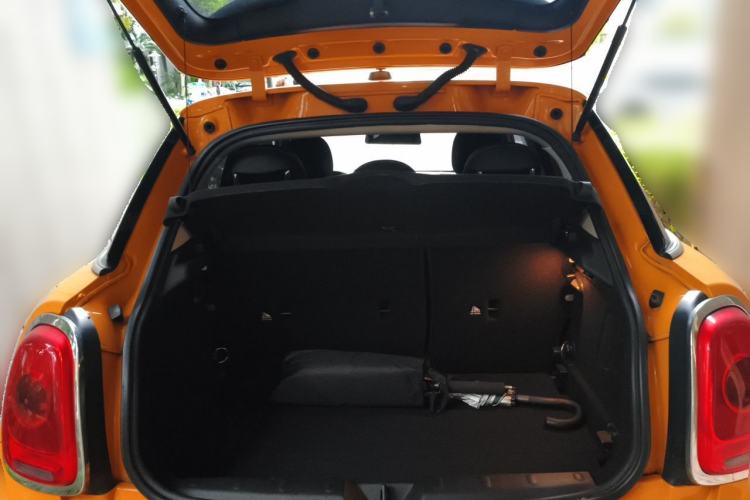 Used MINI 2015 1.2T ONE Five-Door Edition Trunk