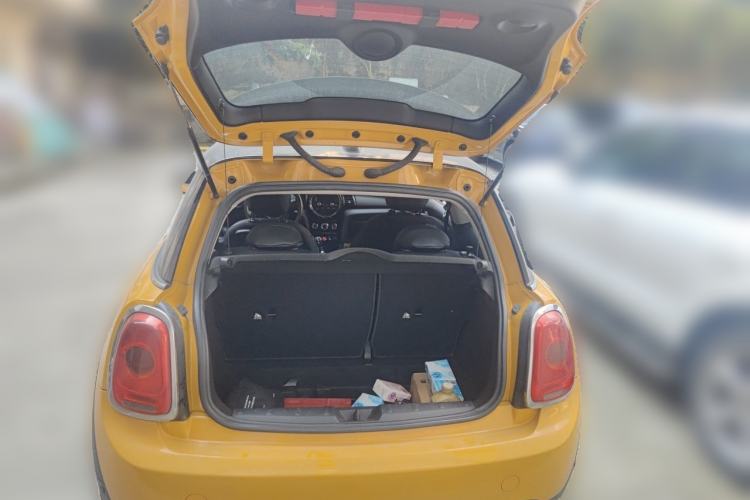 Used MINI 2015 1.2T Manual ONE Trunk