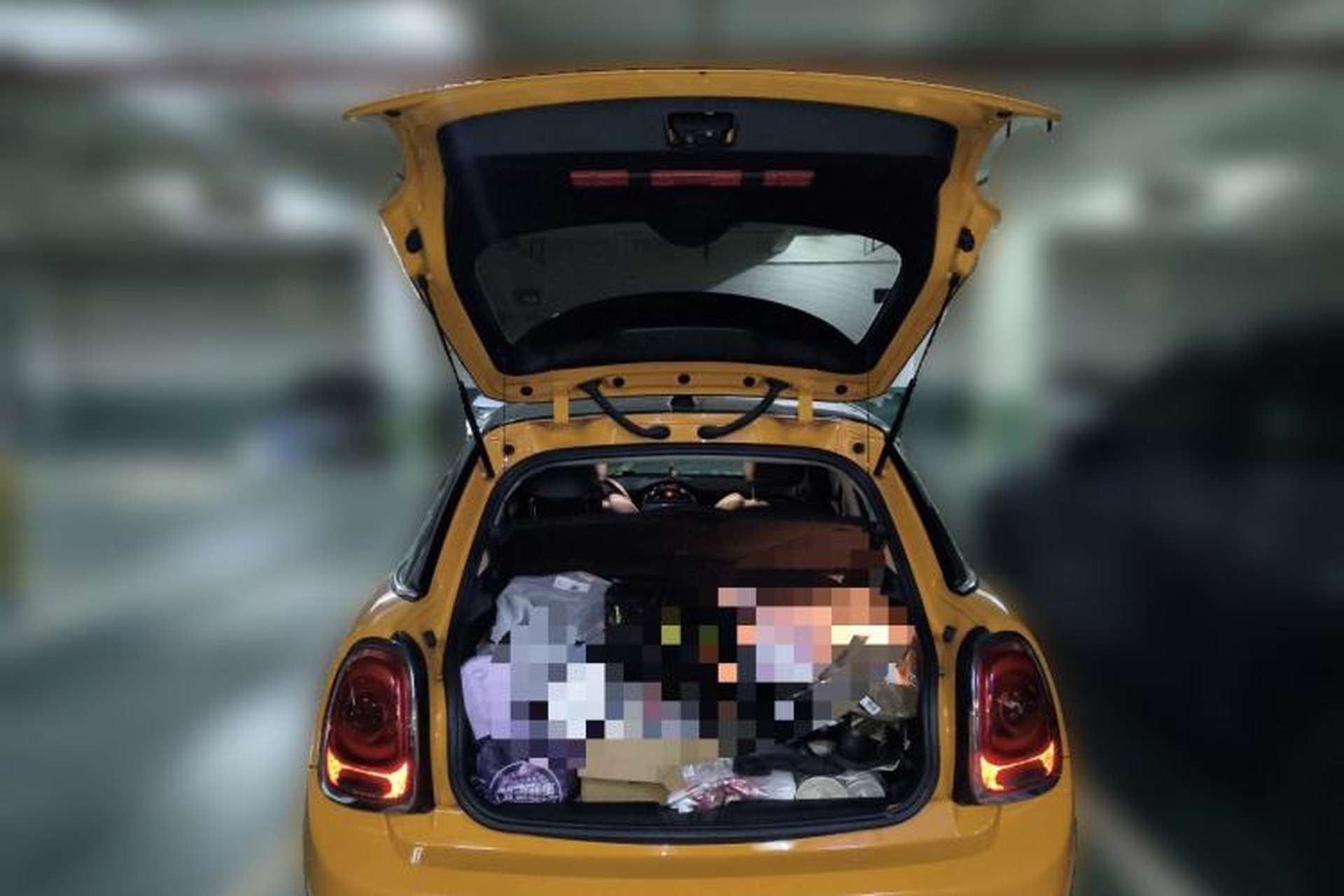 Used MINI 2015 2.0T COOPER S Five-Door Edition Trunk