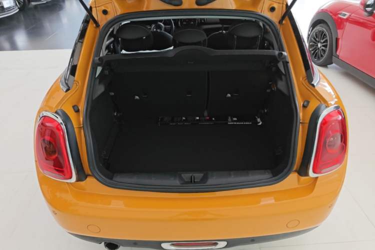 Used MINI 2015 1.2T ONE Five-Door Edition Trunk