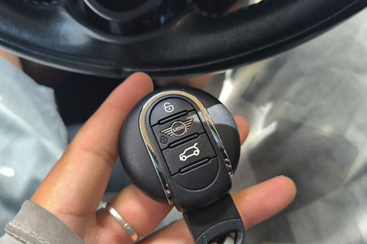 Used MINI 2015 1.2T ONE Five-Door Edition Vehicle Key