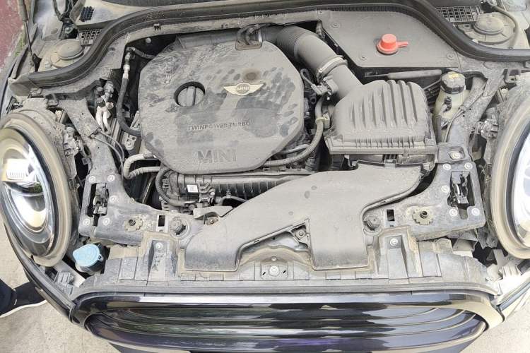 Used MINI 2016 1.5T COOPER Engine Bay