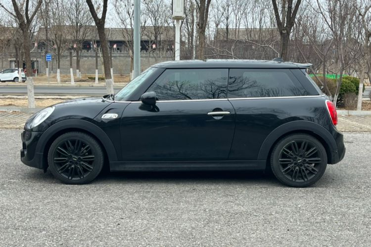Used MINI 2016 2.0T COOPER S Exterior 4