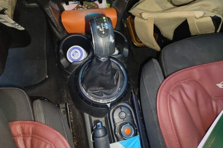 Used MINI 2016 1.5T COOPER Gear Lever