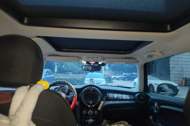 Used MINI 2016 1.5T COOPER Headliner