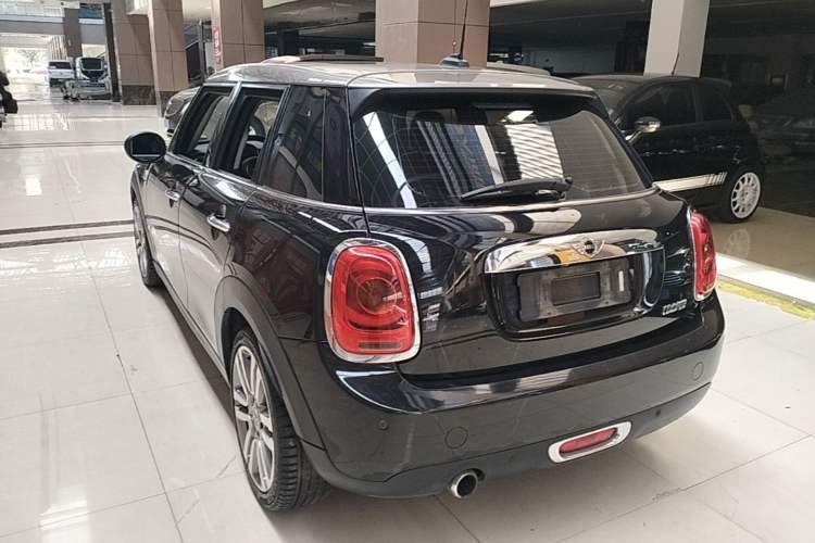 Used MINI 2016 1.5T COOPER SEVEN Five-Door Edition Rear Left 45 Deg