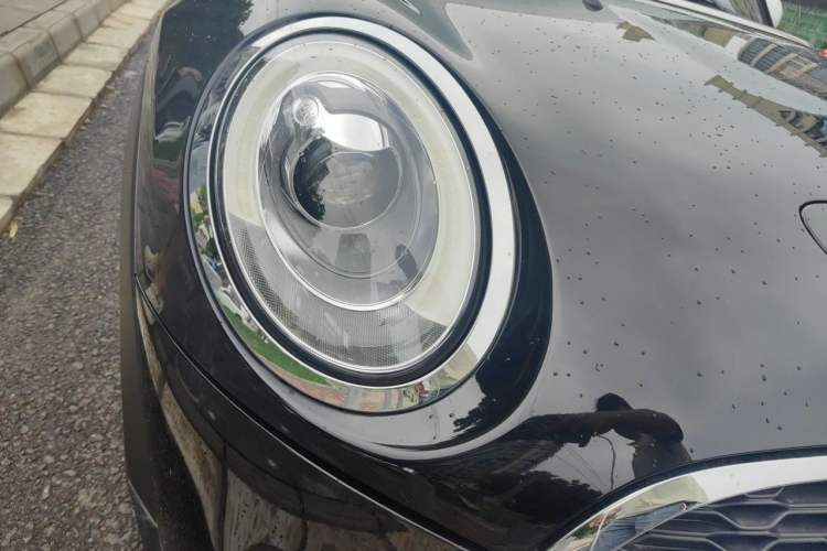Used MINI 2016 2.0T COOPER S Pioneer Edition Five-Door Model Right Front Headlight