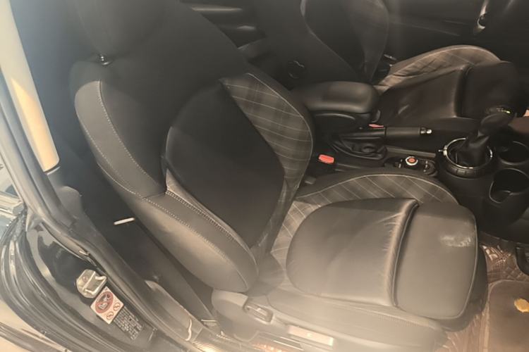 Used MINI 2016 1.5T COOPER Right Front Seat
