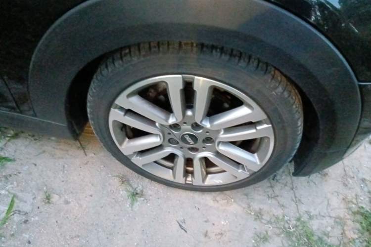 Used MINI 2016 1.5T COOPER Avant-Garde Right Front Wheel Hub