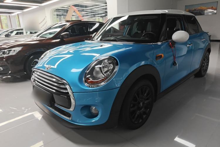 Używany MINI 2016 1.5T COOPER Five-Door Edition Guazi used car, China used car export, Used car for sale, Used cars, Cheapest cars for sale