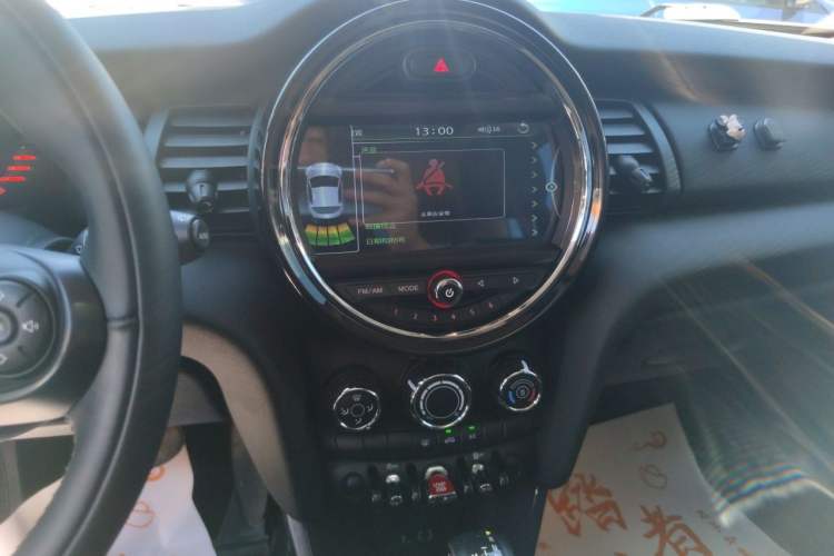 Used MINI 2016 1.2T ONE Pioneer Edition Five-Door Version Audio And AC Panel