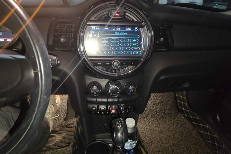 Used MINI 2016 1.2T ONE Audio And AC Panel