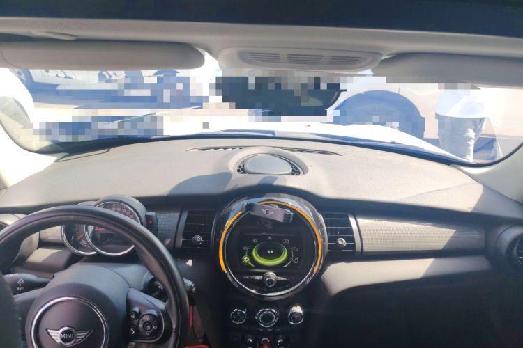 Used MINI 2016 1.5T COOPER Center Console